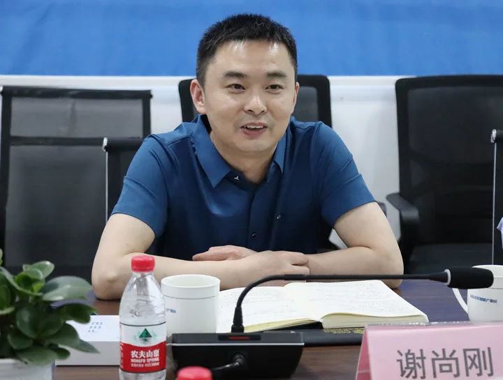 宜宾市南溪区明通网络工程有限责任公司与远东电缆(宜宾)签订战略合作协议(图2) 宜宾市南溪区明通网络工程有限责任公司与远东电缆(宜宾)签订战略合作协议(图2)