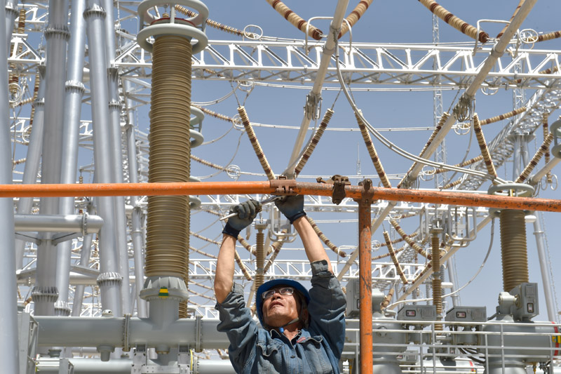 宁夏妙岭750千伏输变电工程施工接近尾声(图3)