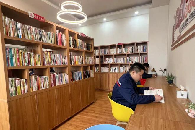 上榜!金汇这家书屋成为全国工会职工书屋示范点(图8) 上榜!金汇这家书屋成为全国工会职工书屋示范点(图8)
