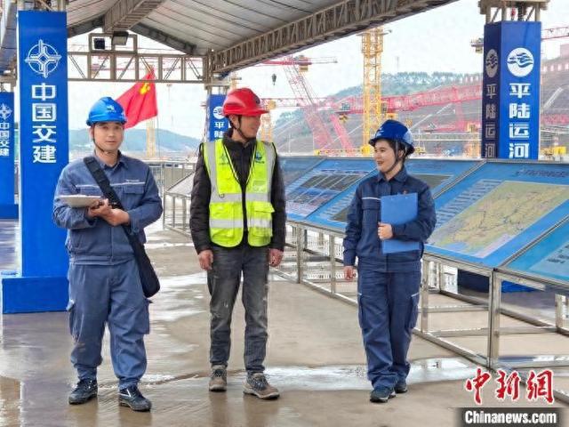 苏圆圆代表:推动电氢协同产业步入“快车道”